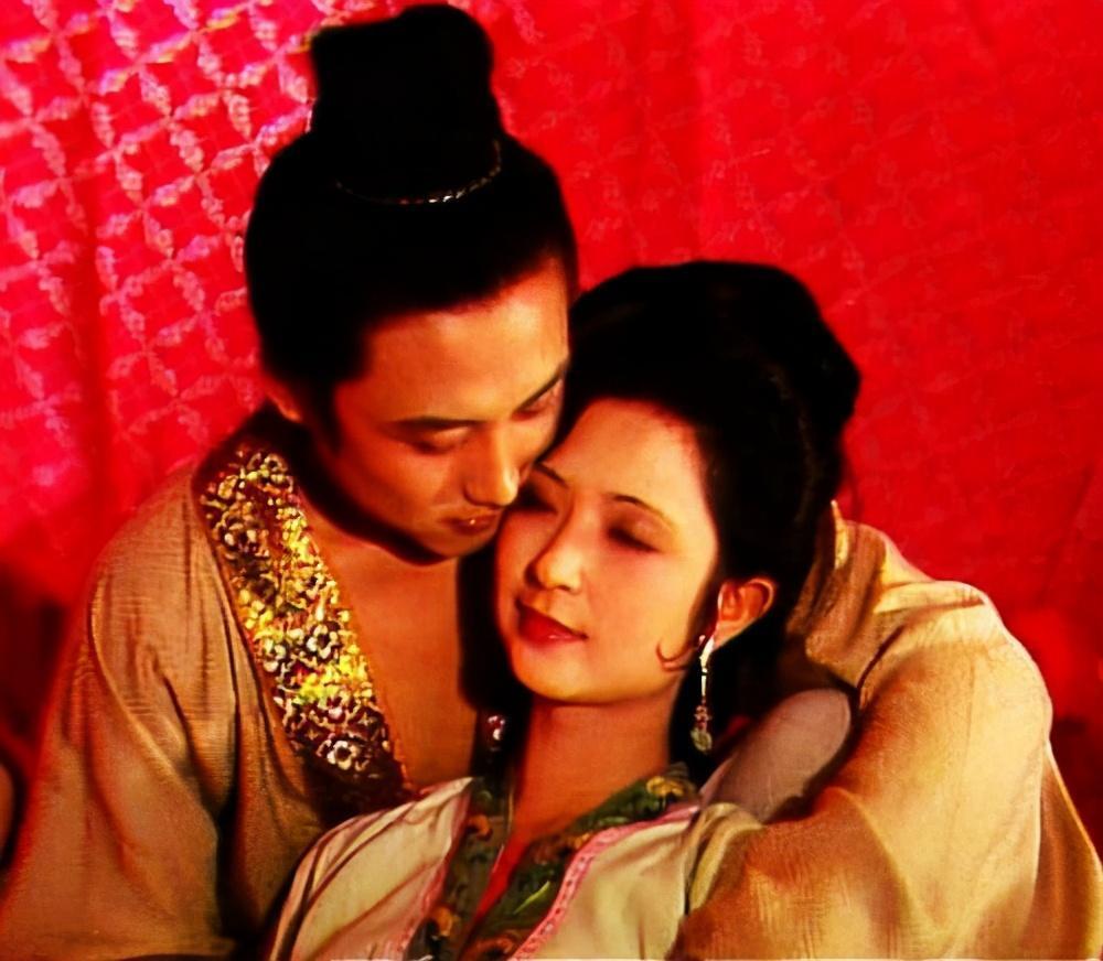 红楼梦里王熙凤对自己的婚姻后悔吗