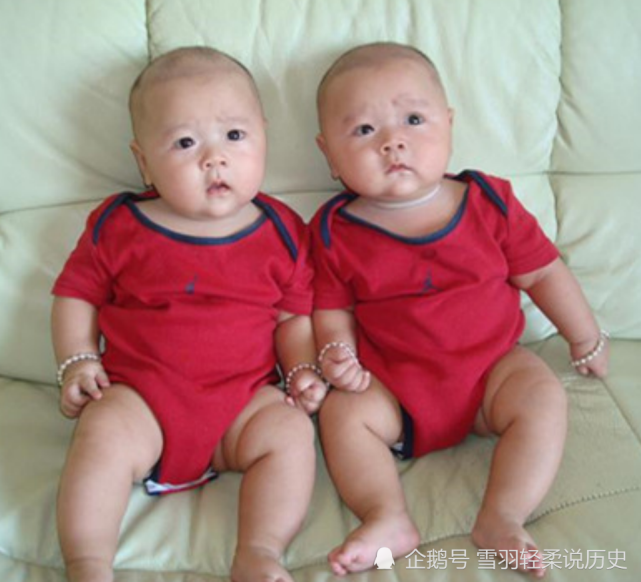郑爽弃养龙凤胎后续单亲爸爸张恒独自抚养孩子好友妻子喂宝宝母乳