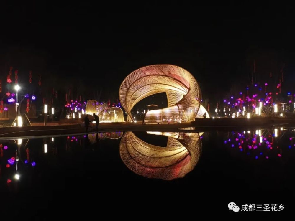 三圣花乡焕新亮相 "花乡农居"开街迎客!_腾讯新闻