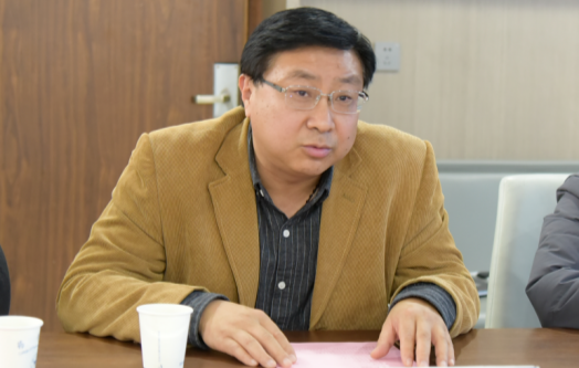 随后,国际合作与交流委员会委员代表高建青,平渊,邹宏斌和曹戟四位