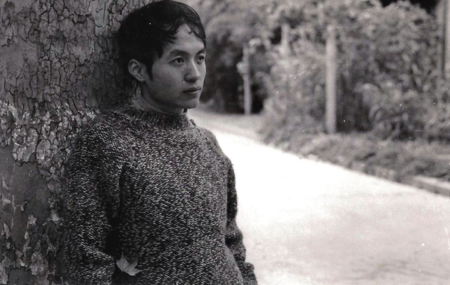 "文学疯子"顾城:杀妻后自尽,留一儿子"木耳"过得如何?