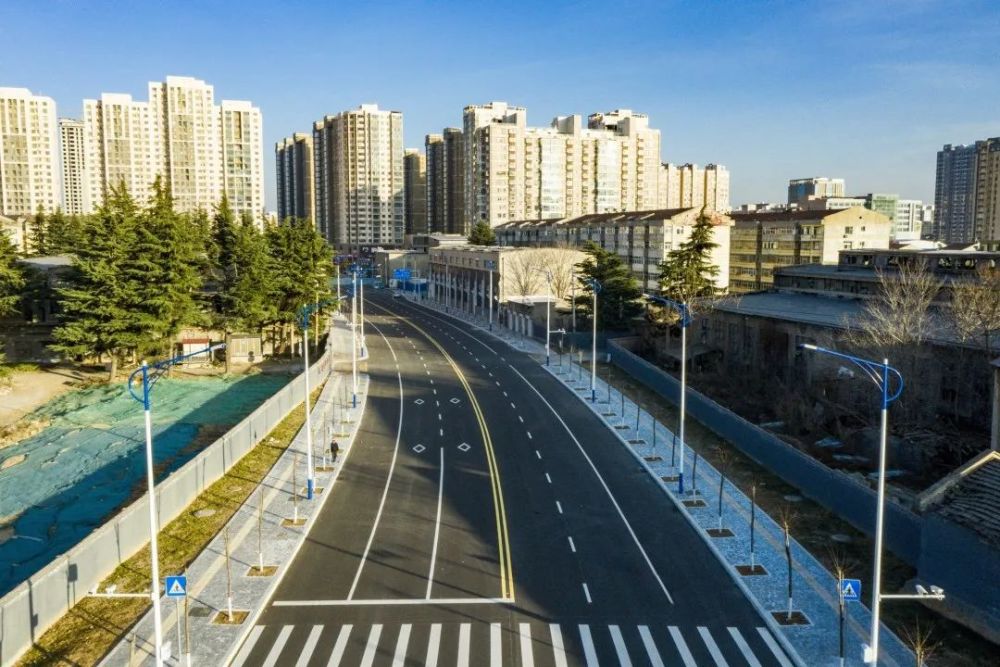 晋城市主城区西北片区 为东西向城市次干路 西起 道西路 东至 景西路