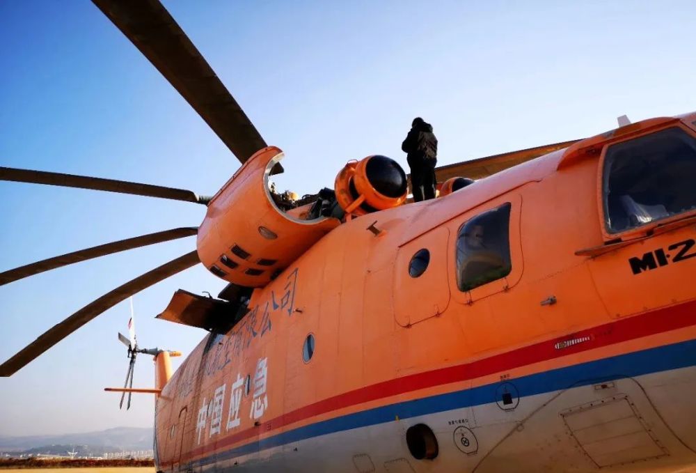 m-26直升机调抵大理!