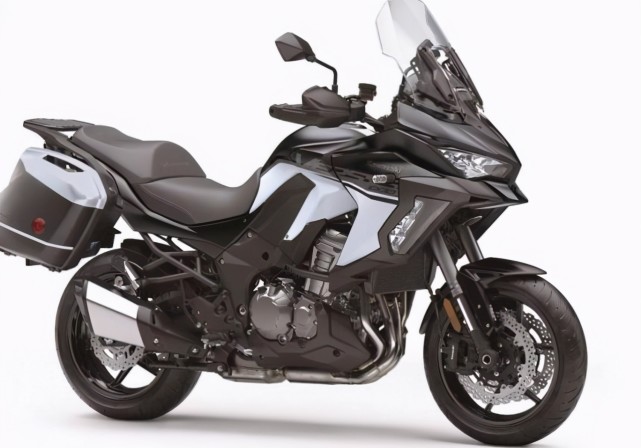 适合摩旅的机车之川崎versys1000四缸大排量车型