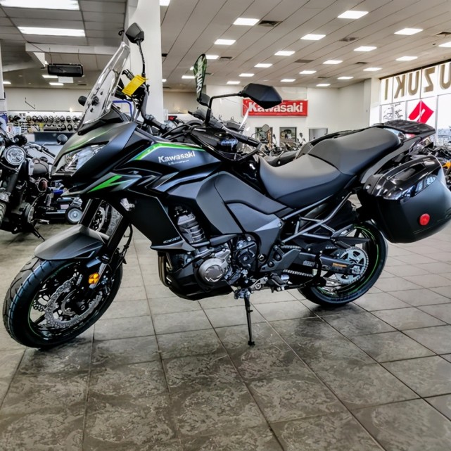 适合摩旅的机车之川崎versys1000四缸大排量车型