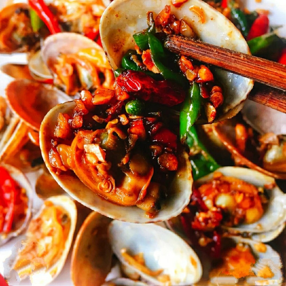 辣炒花甲这道下酒小菜,如何炒才能肉质紧,鲜味足?_腾讯新闻