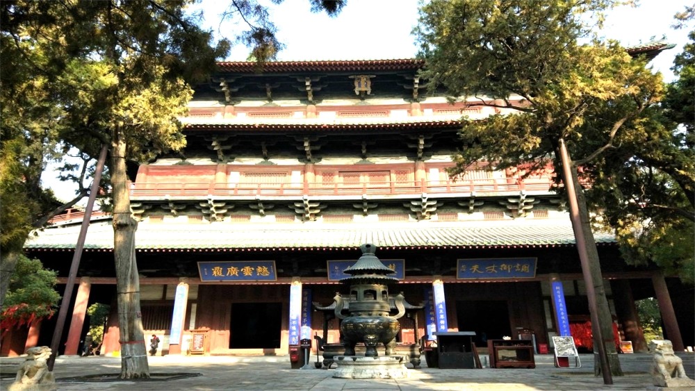 這個河北寺廟香火很旺是中國十大名寺之一更受到了重點保護