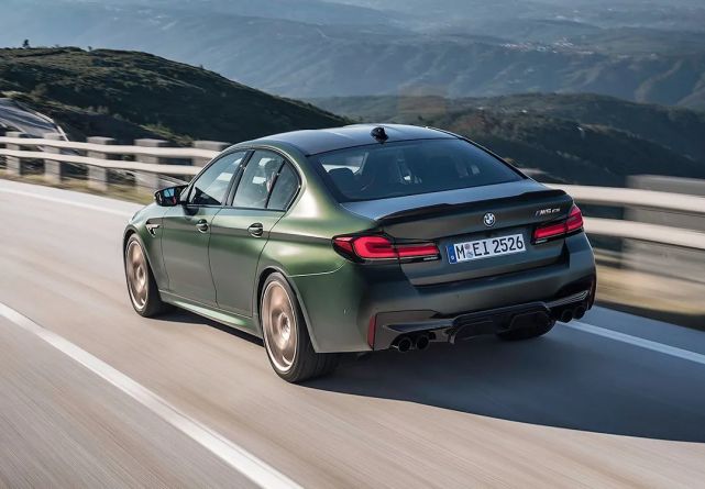 103秒破两百635马力宝马m5cs限时不限量