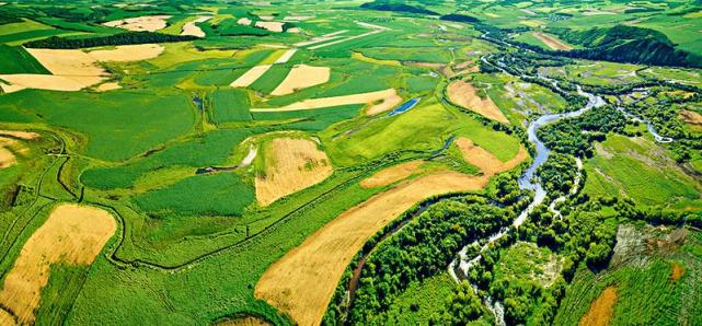 中国"最肥沃"的平原,面积达35万平方千米,相当于22个北京