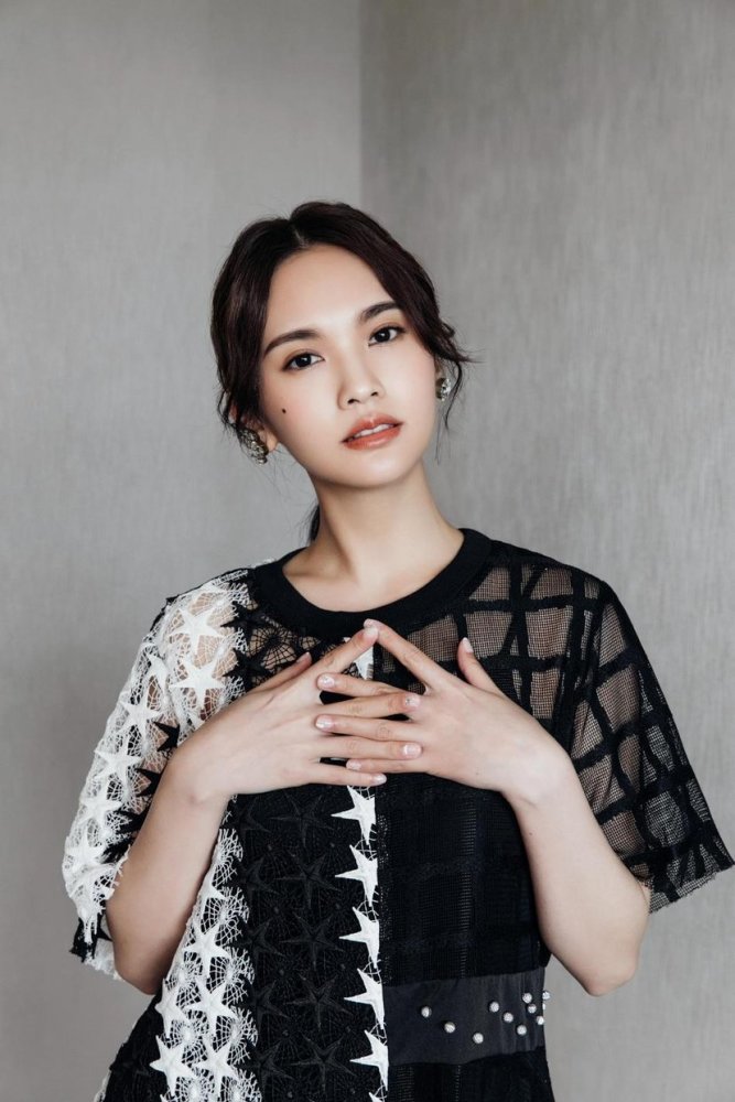 杨丞琳|和李荣浩认真过日子前,杨丞琳的感情经历也太刺激了!_腾讯新闻
