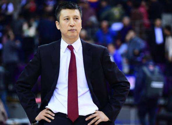 辽宁男篮主教练郭士强除了现在的妻女还有一个10岁的儿子