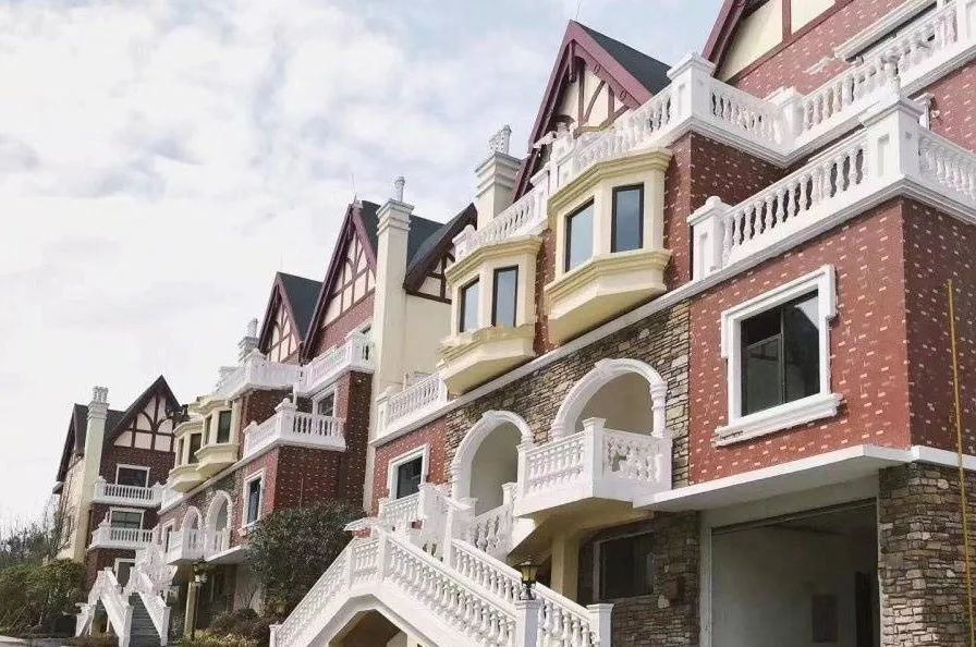 位于园艺山的这个网红小镇能够感受到浓厚的泰晤士英伦风