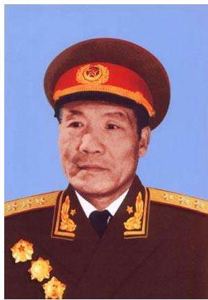 解方将军,张文舟将军和王蕴瑞将军,都被授予少将军衔.