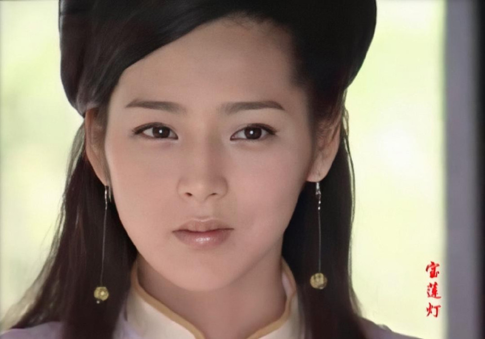 曾经的三圣母朴诗妍,从中国红回韩国,却把一手好牌打得稀巴烂