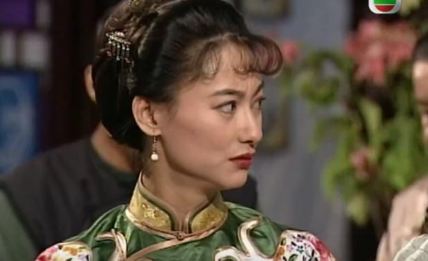 tvb《苗翠花》:比试布料坚韧轻薄,输给洋人的方德突然觉醒