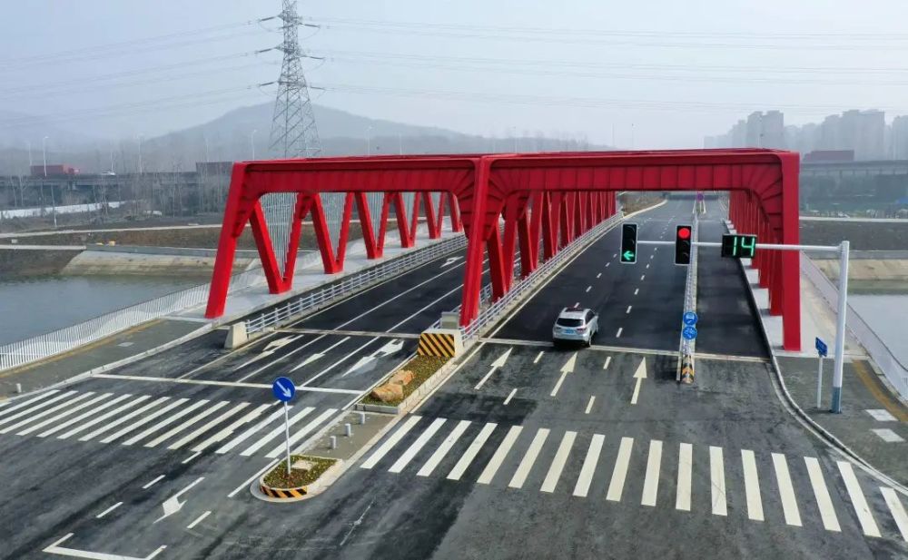 终于通了灵山北路东延正式建成通车