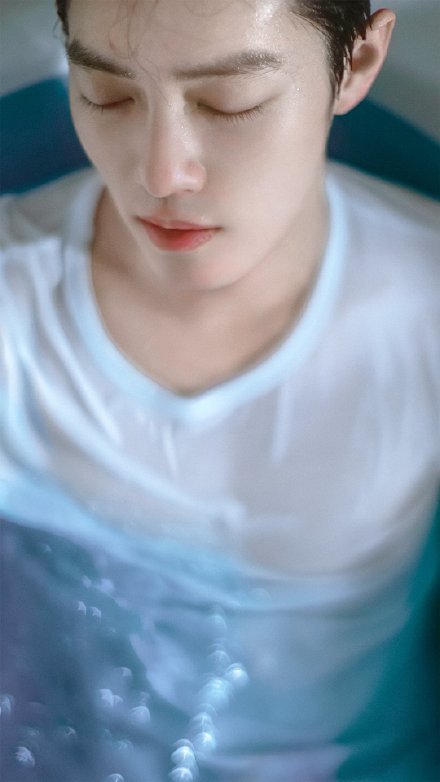 肖战浴室大片壁纸满屏诱惑