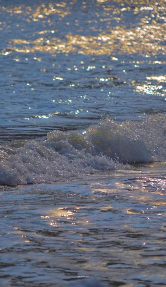 最近在找的微信8.0状态背景图.