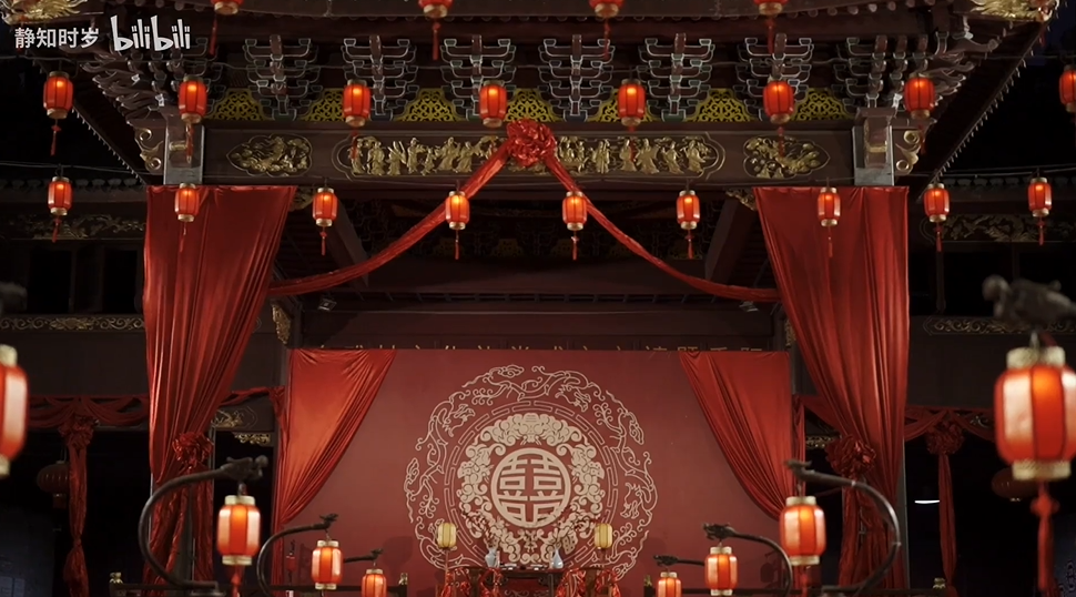 如何布置都会冲淡了古典的元素和韵味,静知时岁问遍所有婚礼从业朋友