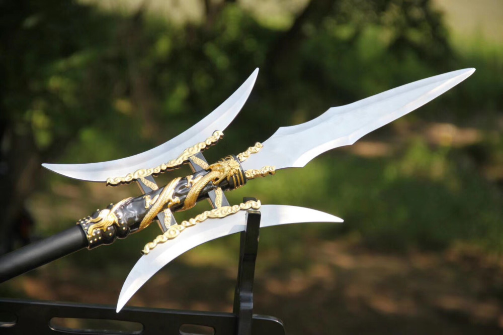 古人兵器都很重现代人几乎都拿不动古人是如何拿起来作战的