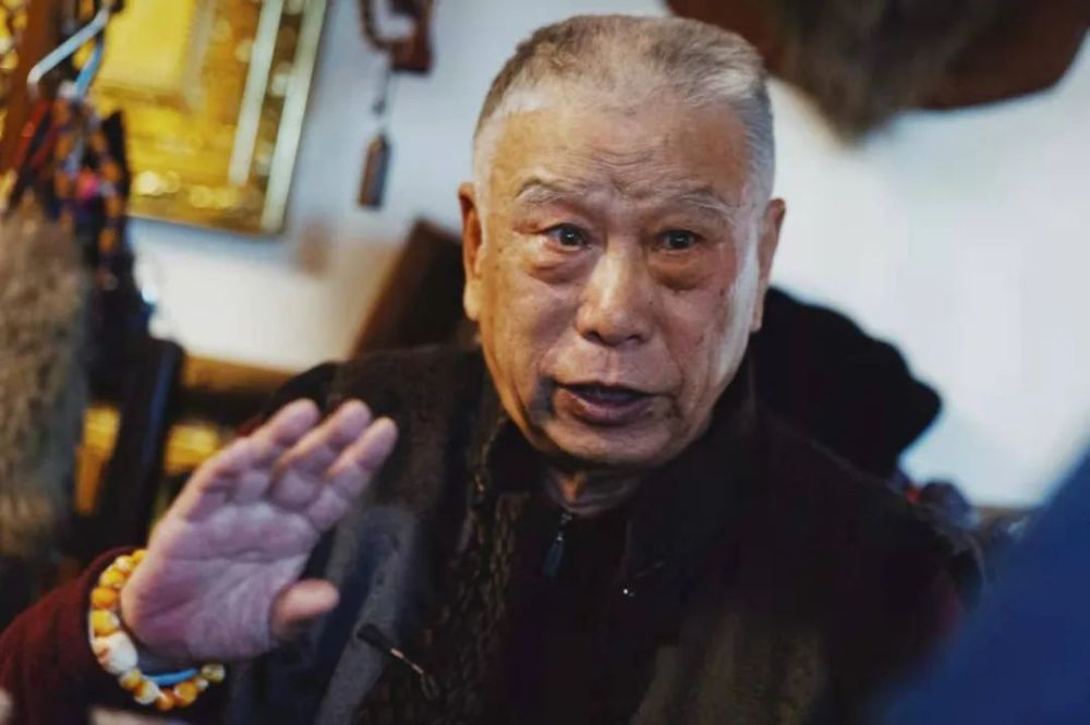 侯宝林弟子贾冀光有人总把郭德纲和姜昆对立起来其实没必要