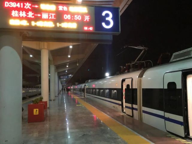 桂林北站 进站图片