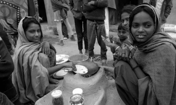 印度底层穷人的生活,真的像网上说的那样穷困悲惨吗?