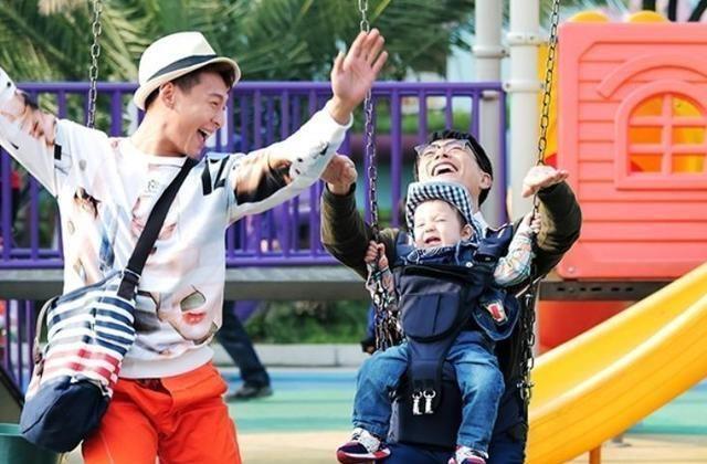 三个男人带孩子罗云熙新剧官宣成奶爸这波笑料不追可惜了