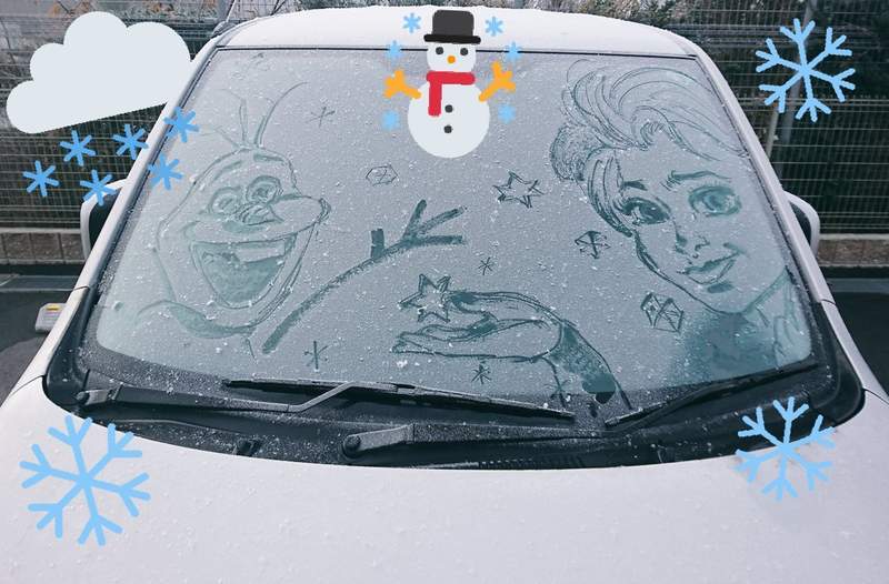 画画到太阳升起,这是可以作业的时间,之后因为出太阳会让挡风玻璃上的