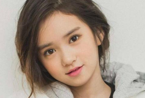 中国夫妻生下混血儿,丈夫做三次亲子鉴定后,妻子害羞说出实情