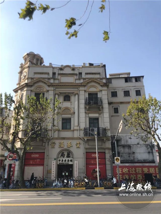 南市区小东门标志性百年建筑老城厢与金融中心的对望