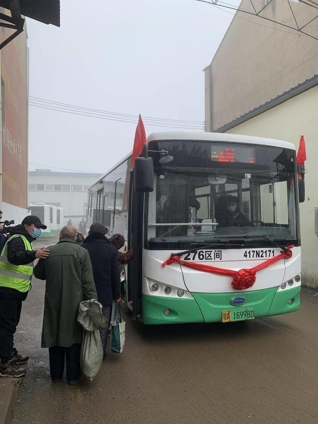 武漢公交開設276路區間車 蔡甸區嵩陽大道居民出行更加方便了