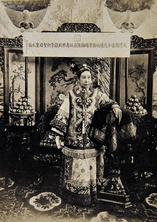 李莲英的上色照中他长得一脸脓包凭啥能得到慈禧的宠爱