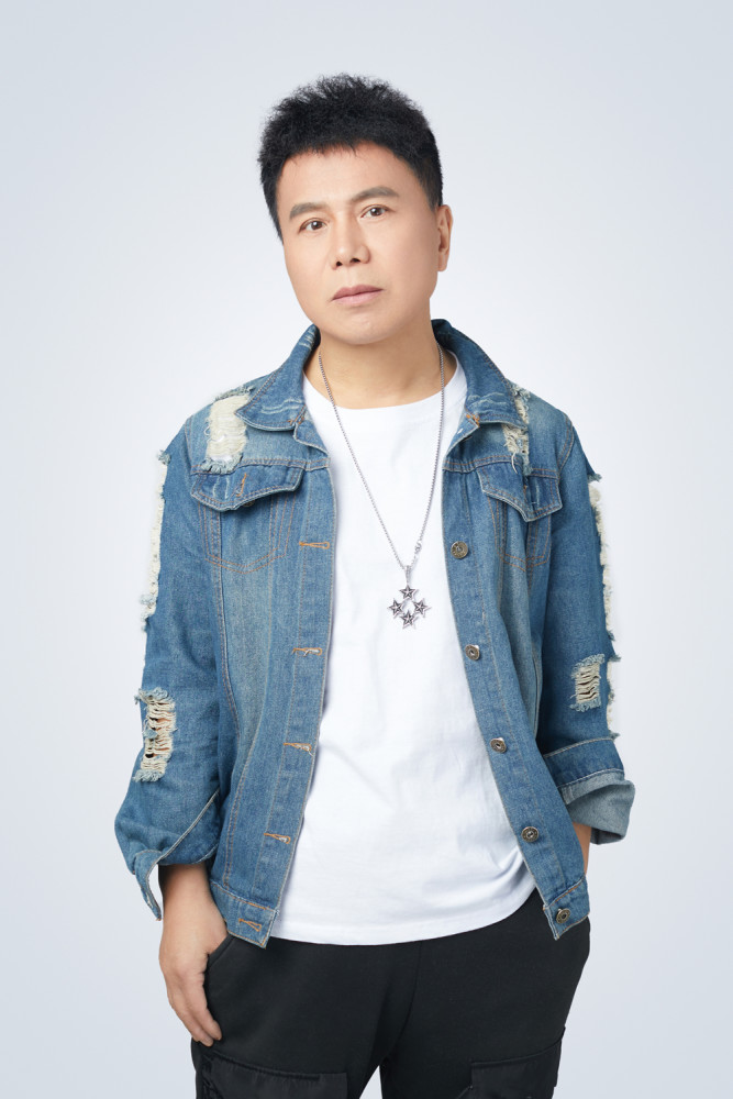 杨东伟最新单曲让我大声说句真的我爱你感人至深