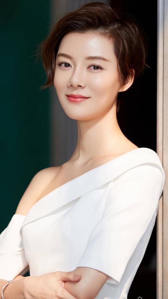 车晓离婚9年仍单身,妈妈逼婚让她烦恼