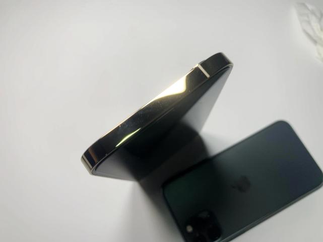 我为什么买了部iPhone12 Pro Max-20天真实使用体验分享