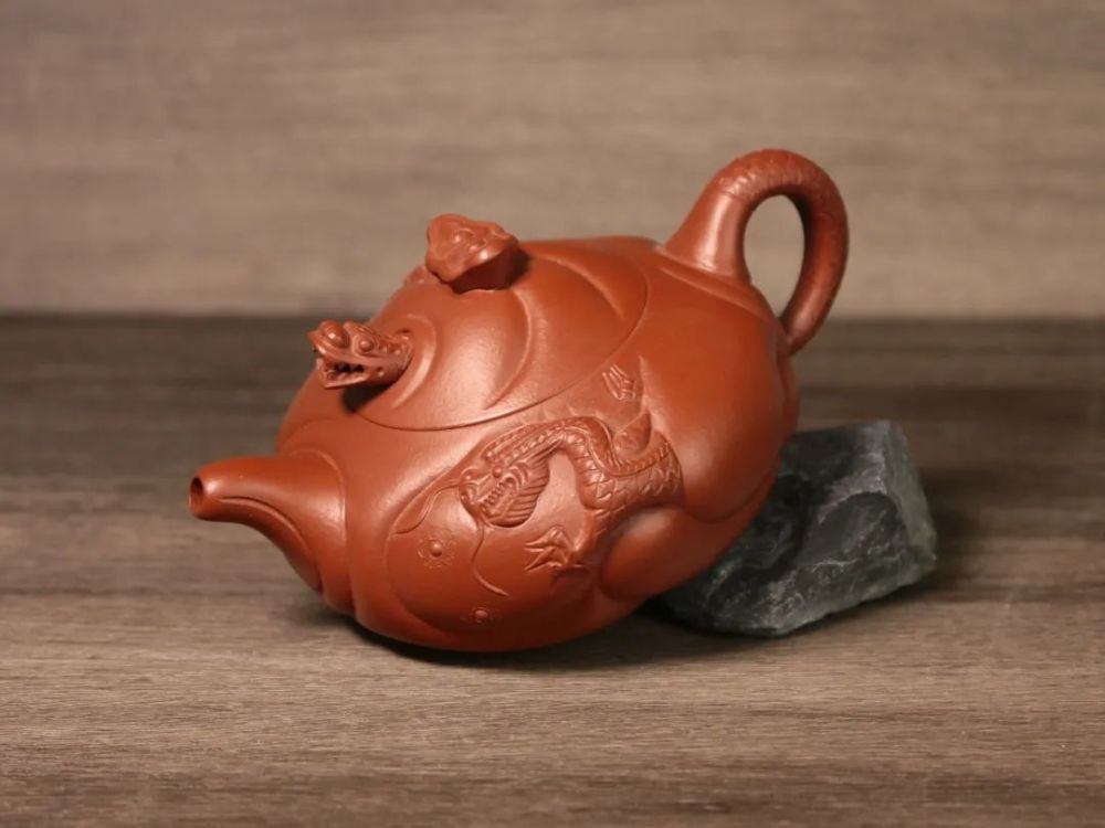 哪位大师创作了鱼化龙紫砂壶_腾讯新闻