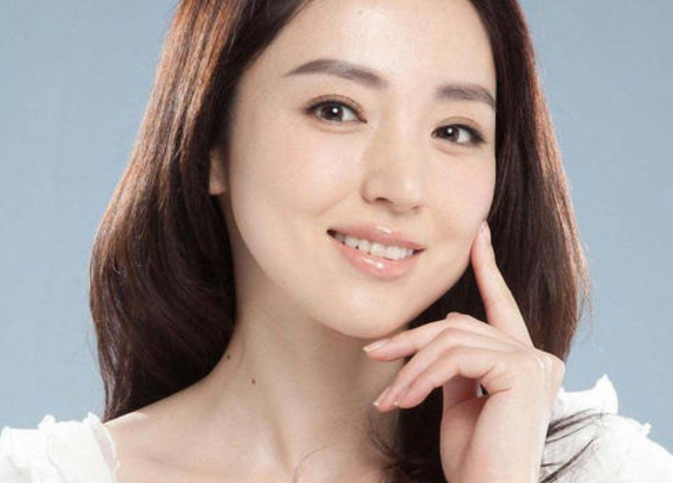 董璇首谈离婚后的艰辛为保护女儿还要处处维护高云翔的形象