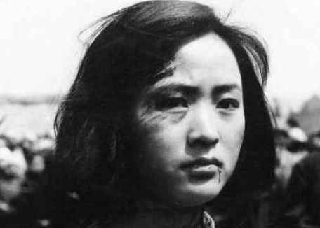 许成淑,这是一个朝鲜族的女英雄,在1933年,许成淑光荣地加入了共青团