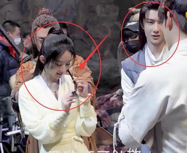 王一博给赵丽颖编头发本以为在捣乱看清成品女粉自愧不如了