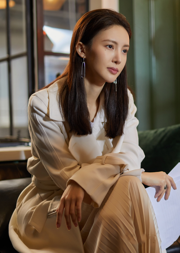 女人到了中年学金晨在了不起的女孩里的穿搭单品照着穿准减龄