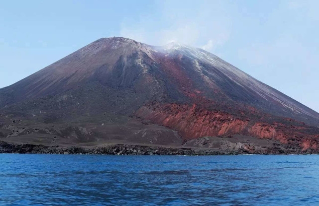 有人提议用火山处理垃圾,那上亿吨垃圾倒进火山后果如何?