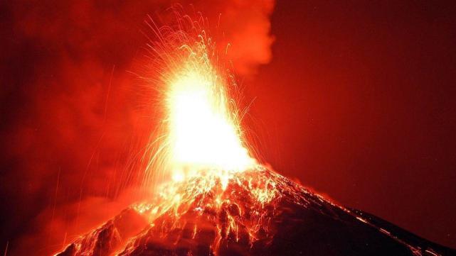 有人提议用火山处理垃圾,那上亿吨垃圾倒进火山后果如何?