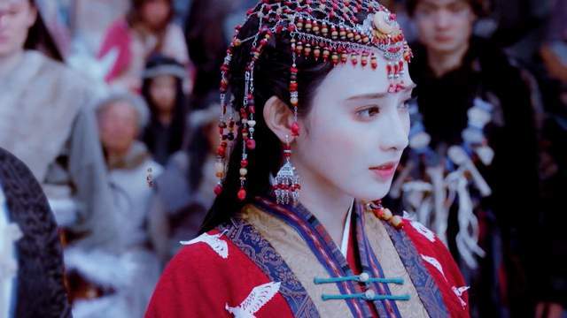 娜扎那清宫味十足的风起霓裳估计下场会和唐嫣燕云台一样