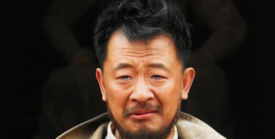 不当演员当老师,曾被指"啃老"的黄海波,靠态度赢得了尊重_腾讯新闻