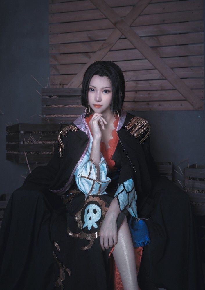 海贼王女帝cos正片