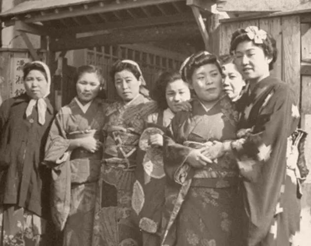 二战各国人口_二战后,日本人口飞速恢复到1亿,方法简单却是女学生的噩梦