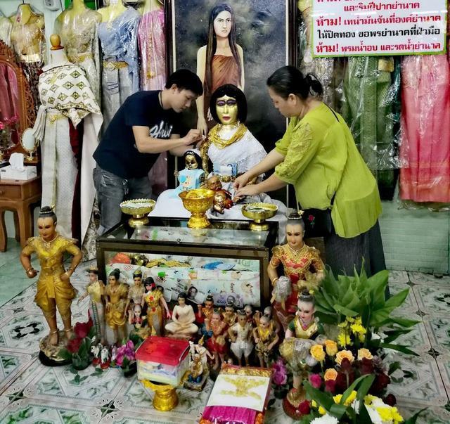 泰国最有名的"阴庙",供奉的不是神佛,而是一个美丽女人