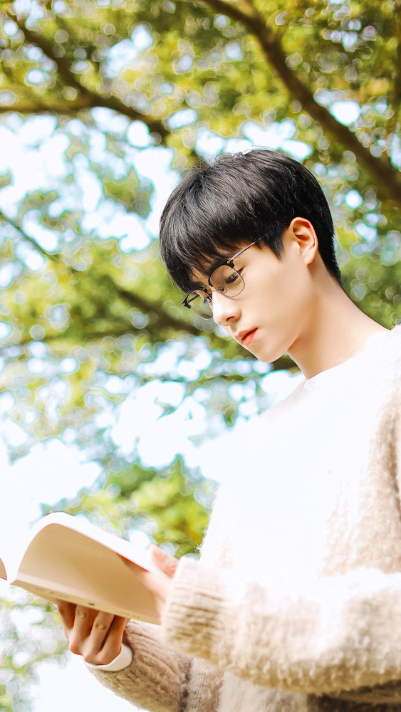 青春校园缺个你【胡一天】_腾讯新闻