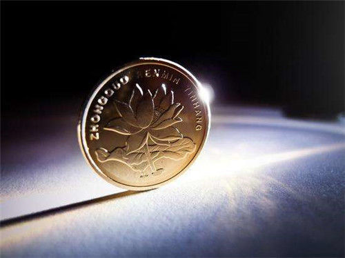 任何事物都存在两面性,马克思也告诉我们要客观辩证地看待事物.